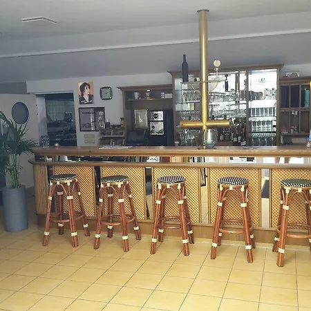 Kuhfelder Hof Отель 3*