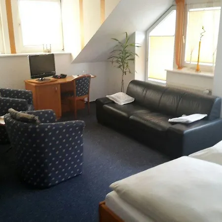 Kuhfelder Hof 3*