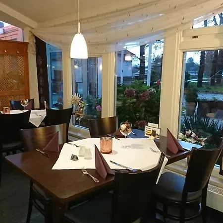 Kuhfelder Hof 3*