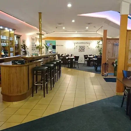 Kuhfelder Hof 3*